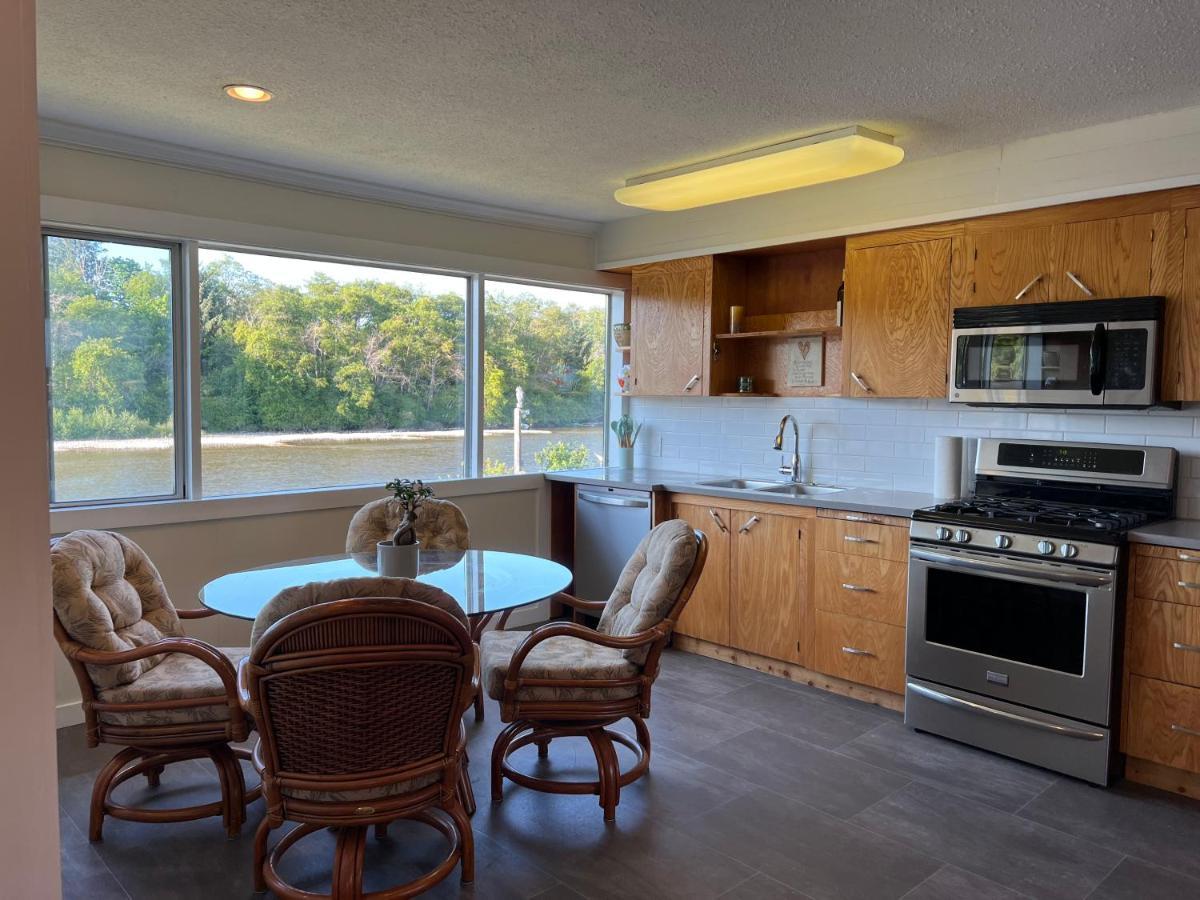 River House Hotel Campbell River Luaran gambar